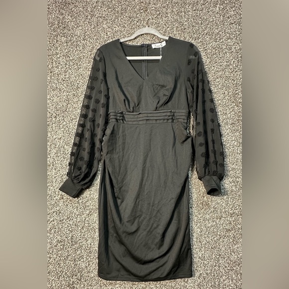 NWT Swiss Dots Mesh Sheer Sleeve Maternity Dress Size Medium - Picture 4 of 6